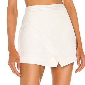 Cult‎ gaia alma short in off white mini skort